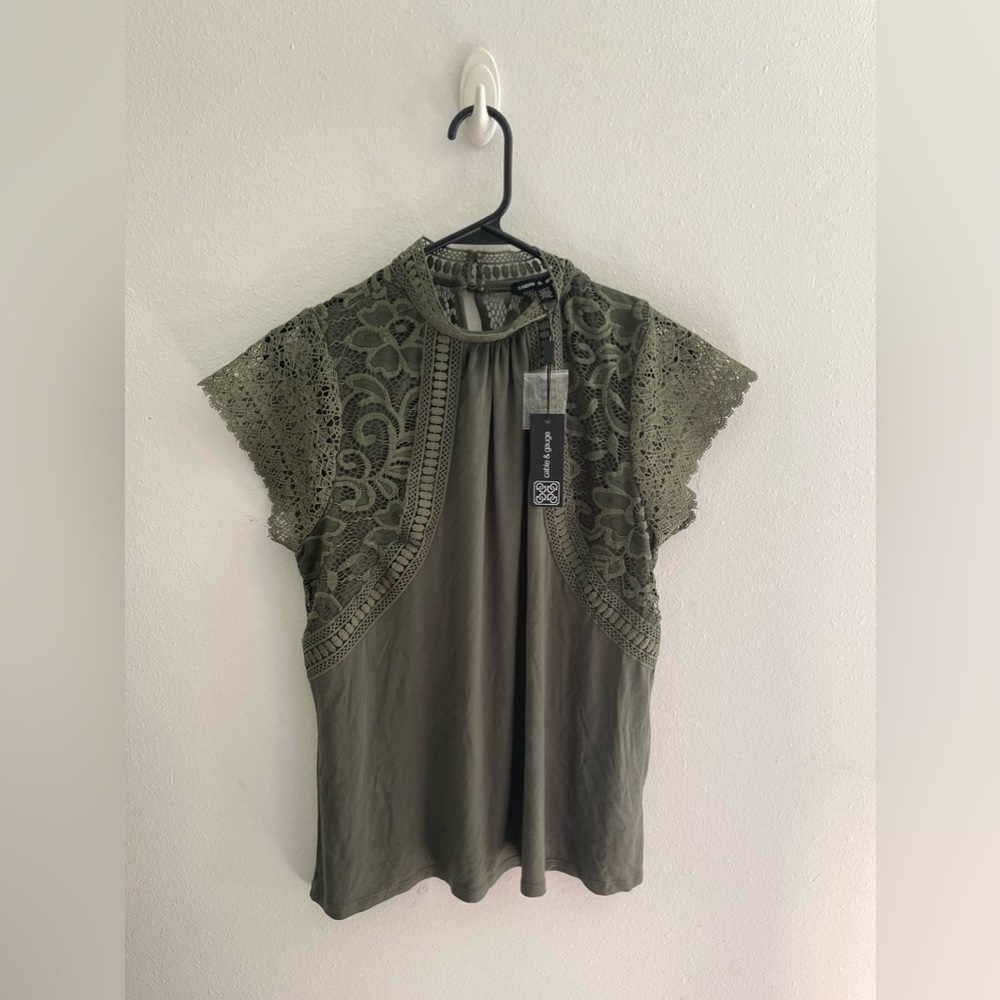 NWT Cable & Gauge Women’s Top M